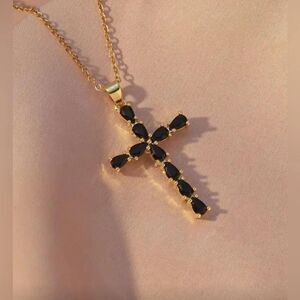 Diamond Cross Necklace N1701